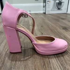 Pink block heels Steve Madden Barbie theme !